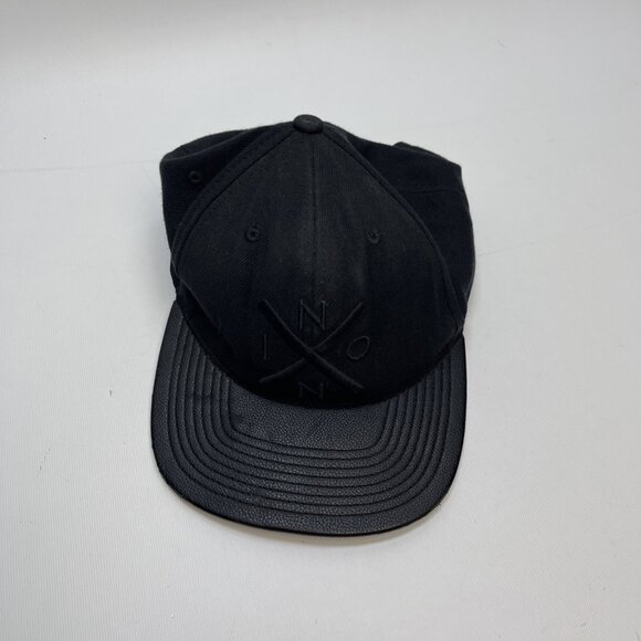 Nixon Embroidery logo Classic Snapback Triple Black Leather front Skate Surf Y2K - Picture 10 of 12